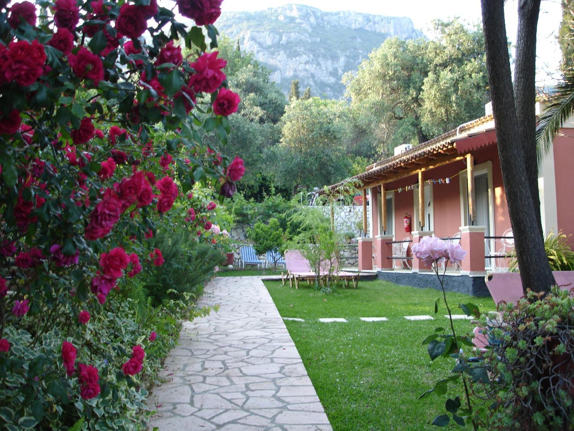 Bozikis Apartments & Studios Paleokastritsa Luaran gambar